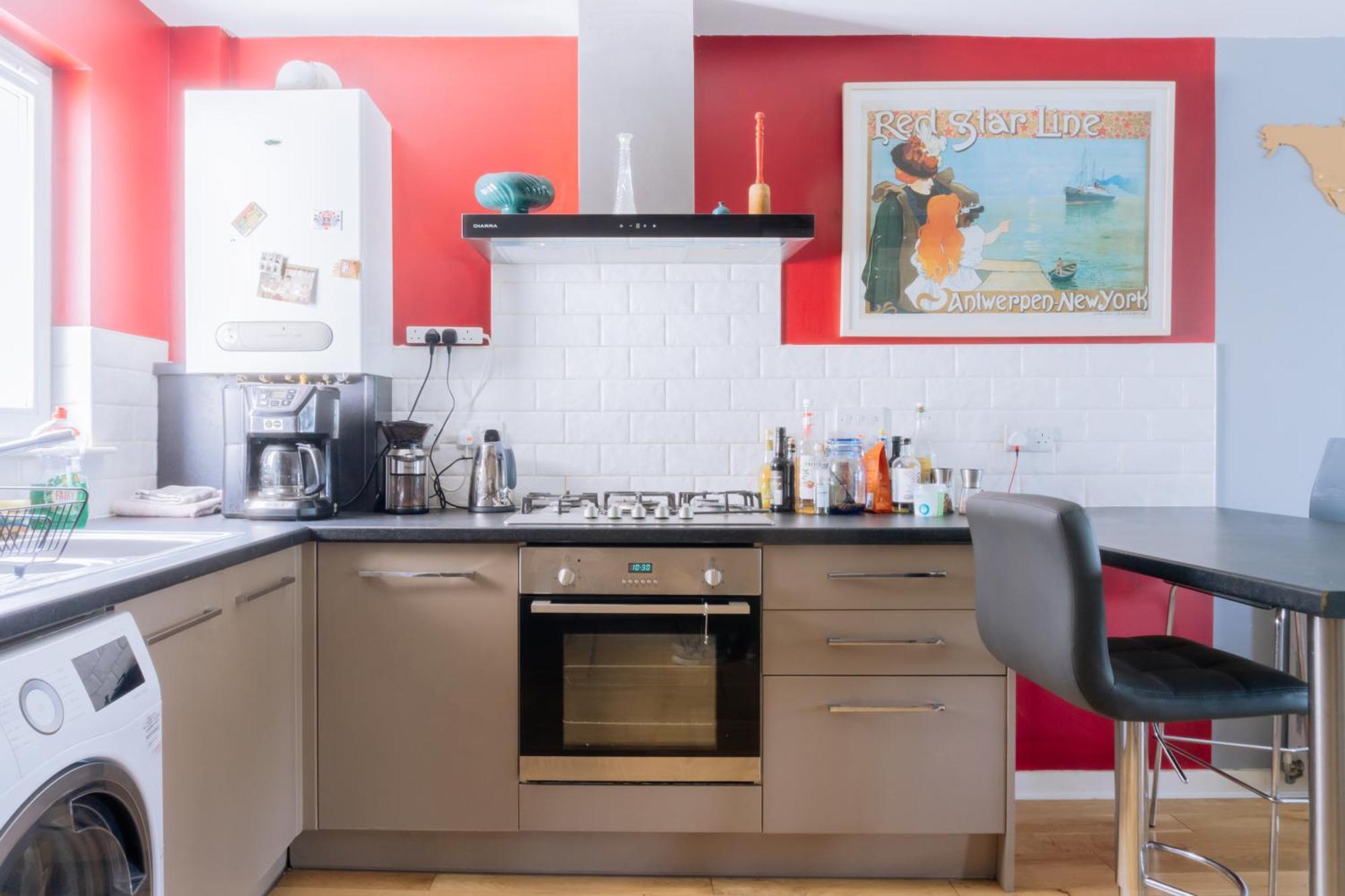 Stylish 3 Bedroom Apartment Near Hollyrood Park 爱丁堡 外观 照片