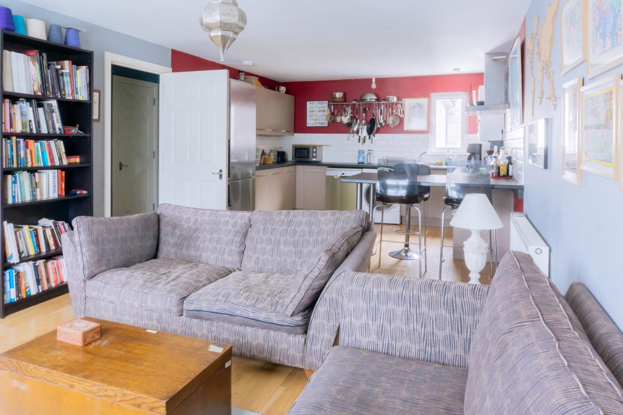 Stylish 3 Bedroom Apartment Near Hollyrood Park 爱丁堡 外观 照片