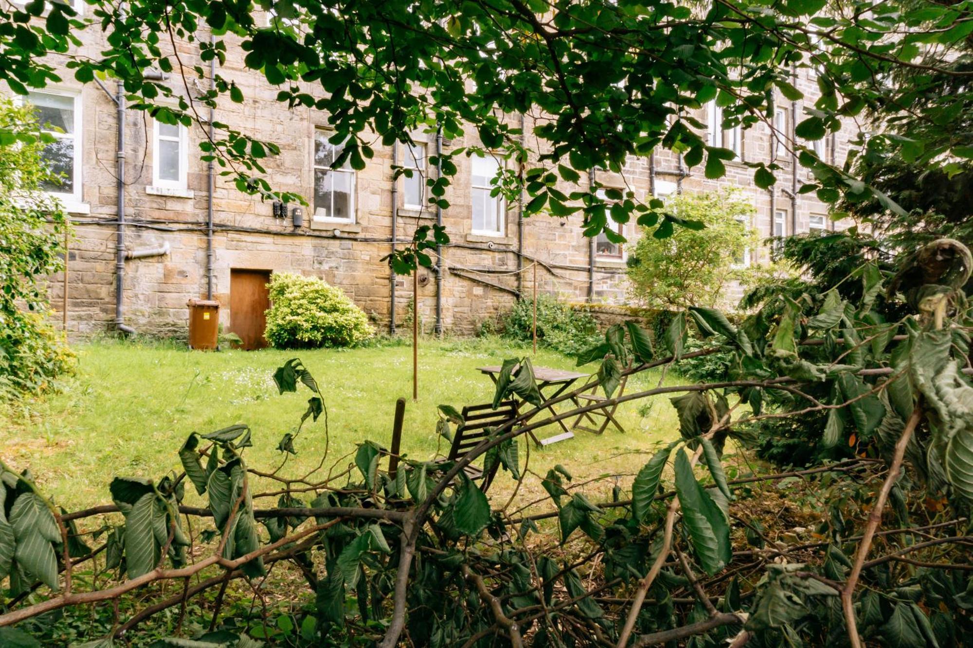 Stylish 3 Bedroom Apartment Near Hollyrood Park 爱丁堡 外观 照片